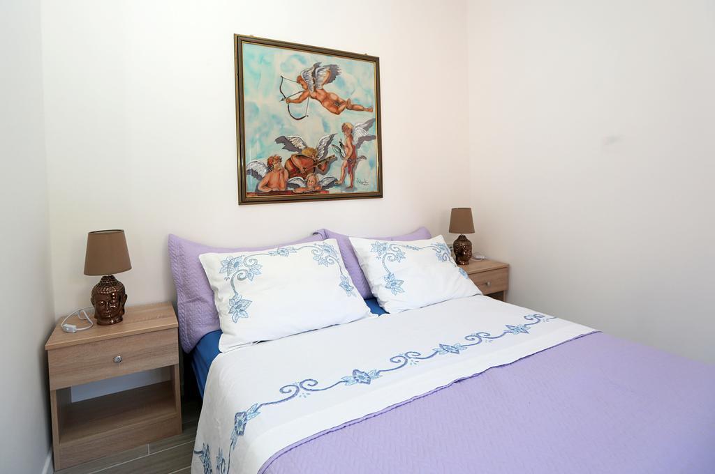 Apartamento Catherine'S Garden Šibenik Habitación foto
