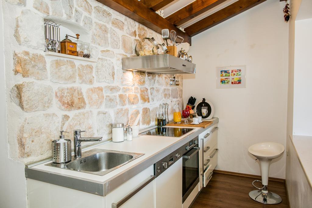 Apartamento Catherine'S Garden Šibenik Habitación foto