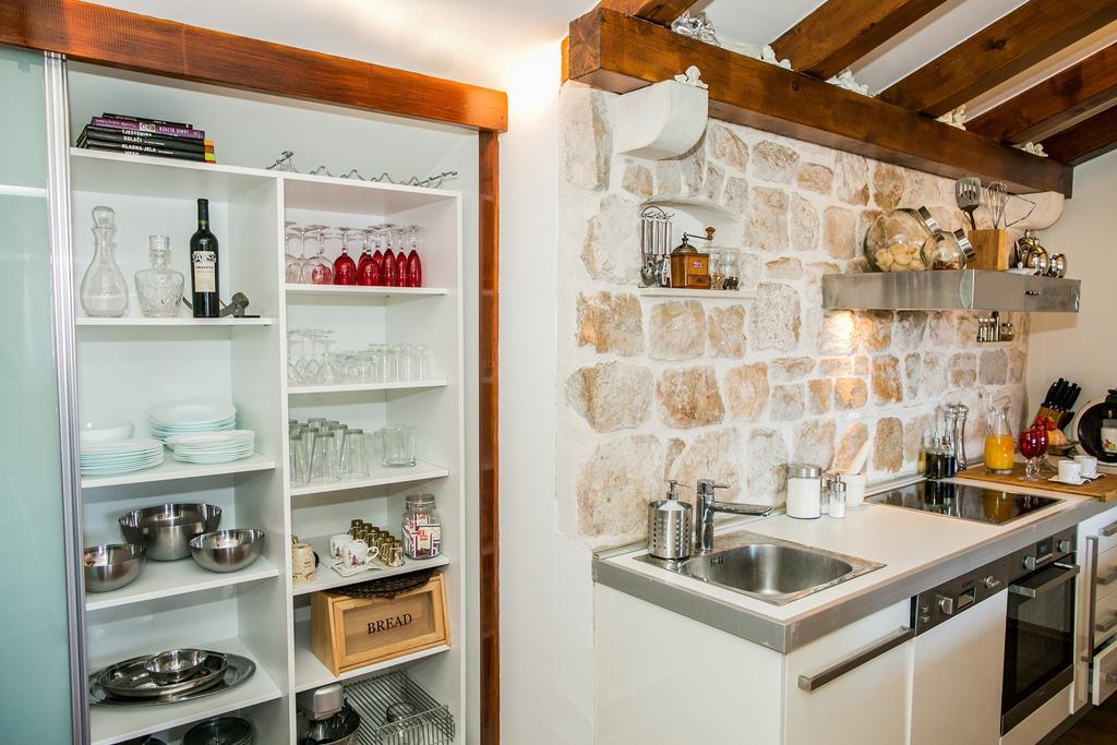 Apartamento Catherine'S Garden Šibenik Habitación foto