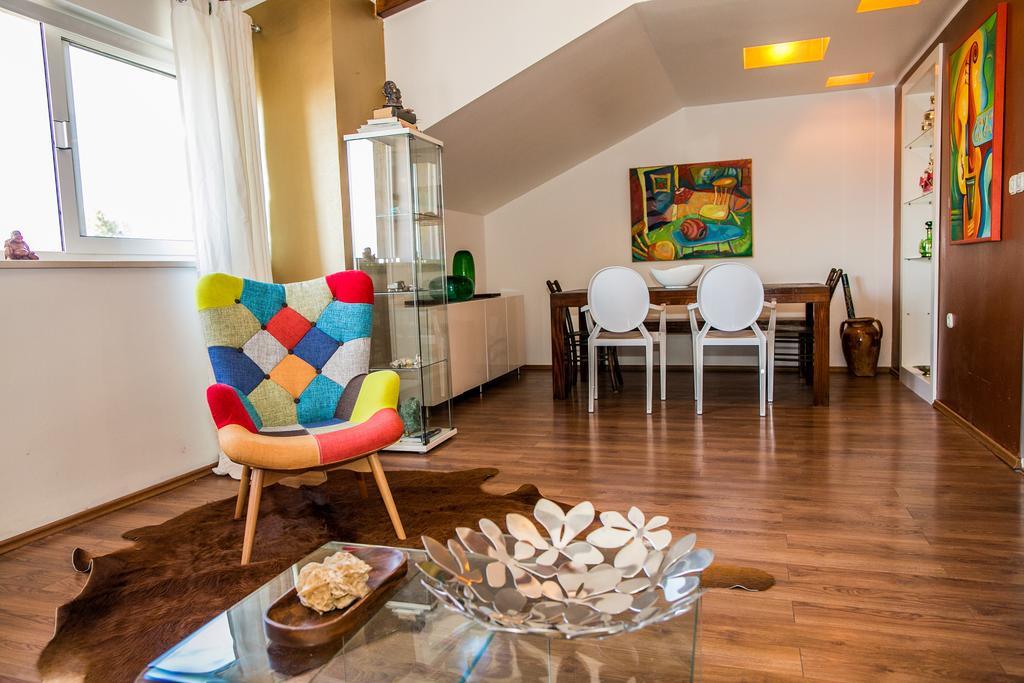 Apartamento Catherine'S Garden Šibenik Habitación foto