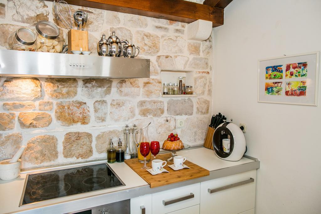 Apartamento Catherine'S Garden Šibenik Habitación foto